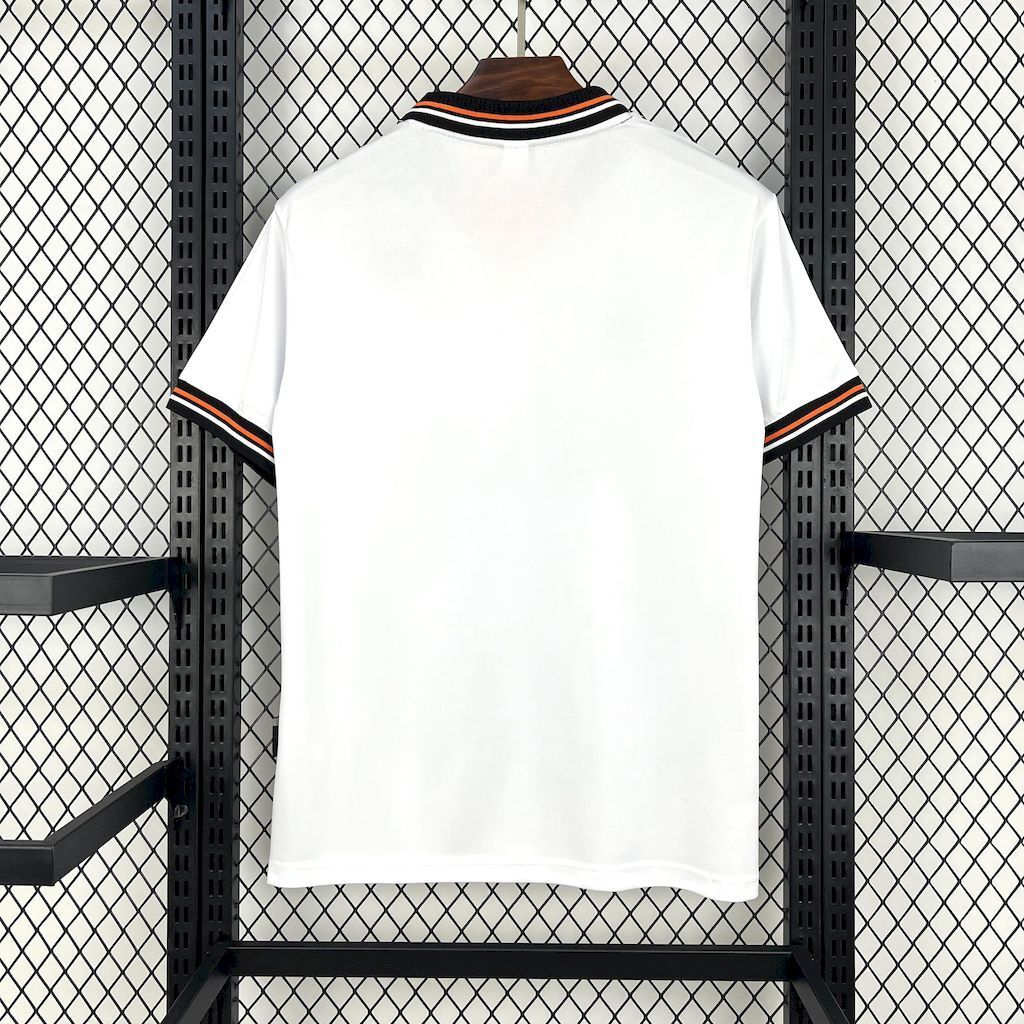 Valencia CF 1999/00 Home Retro Jersey – La Liga Classics (Short & Long Sleeve)