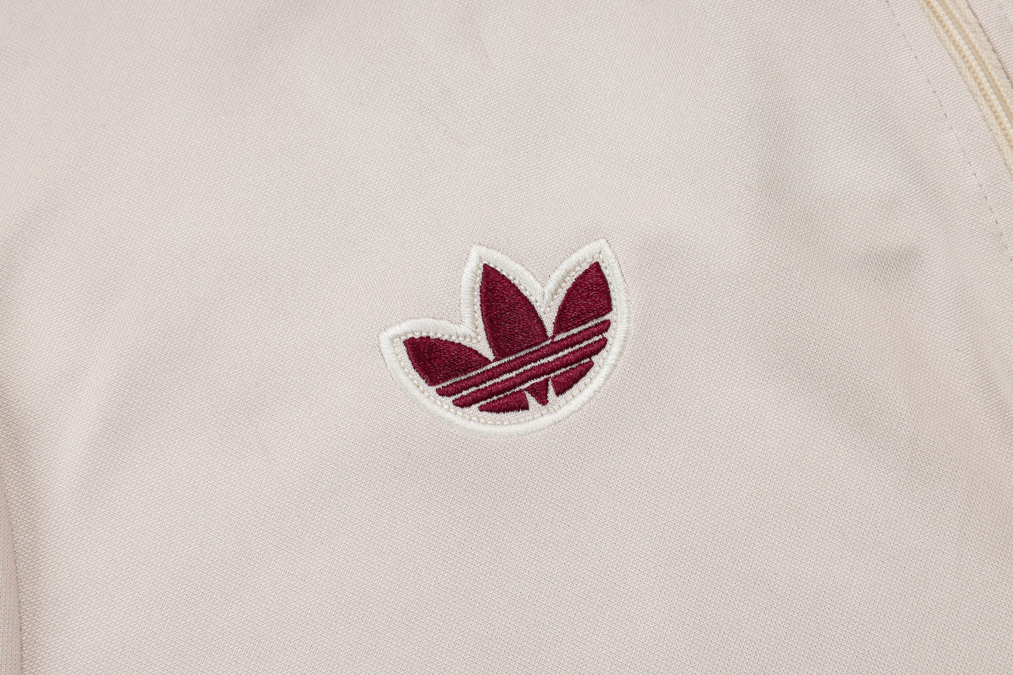 Ajax Retro Tracksuit 2025/26 – Adidas Originals Inspired Full Set