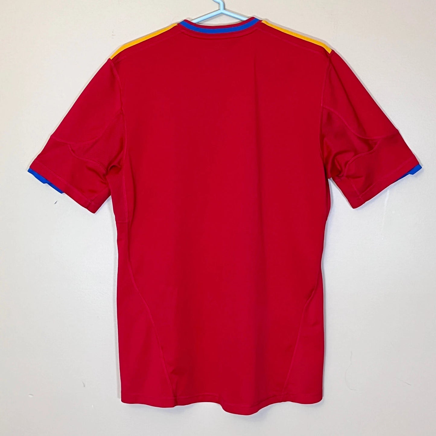 Spain 2010 Home Jersey – Iconic World Cup Champion Shirt – Men’s Authentic Kit