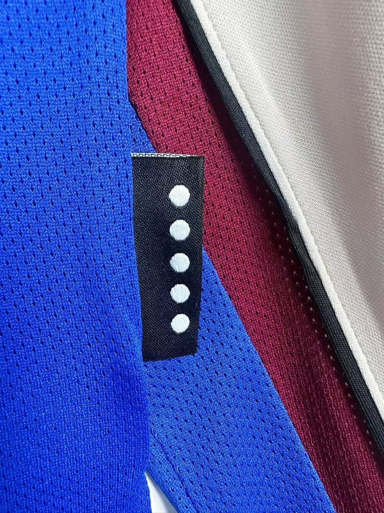 FC Barcelona 1998/99 Away Shirt – Long Sleeve Retro Classic