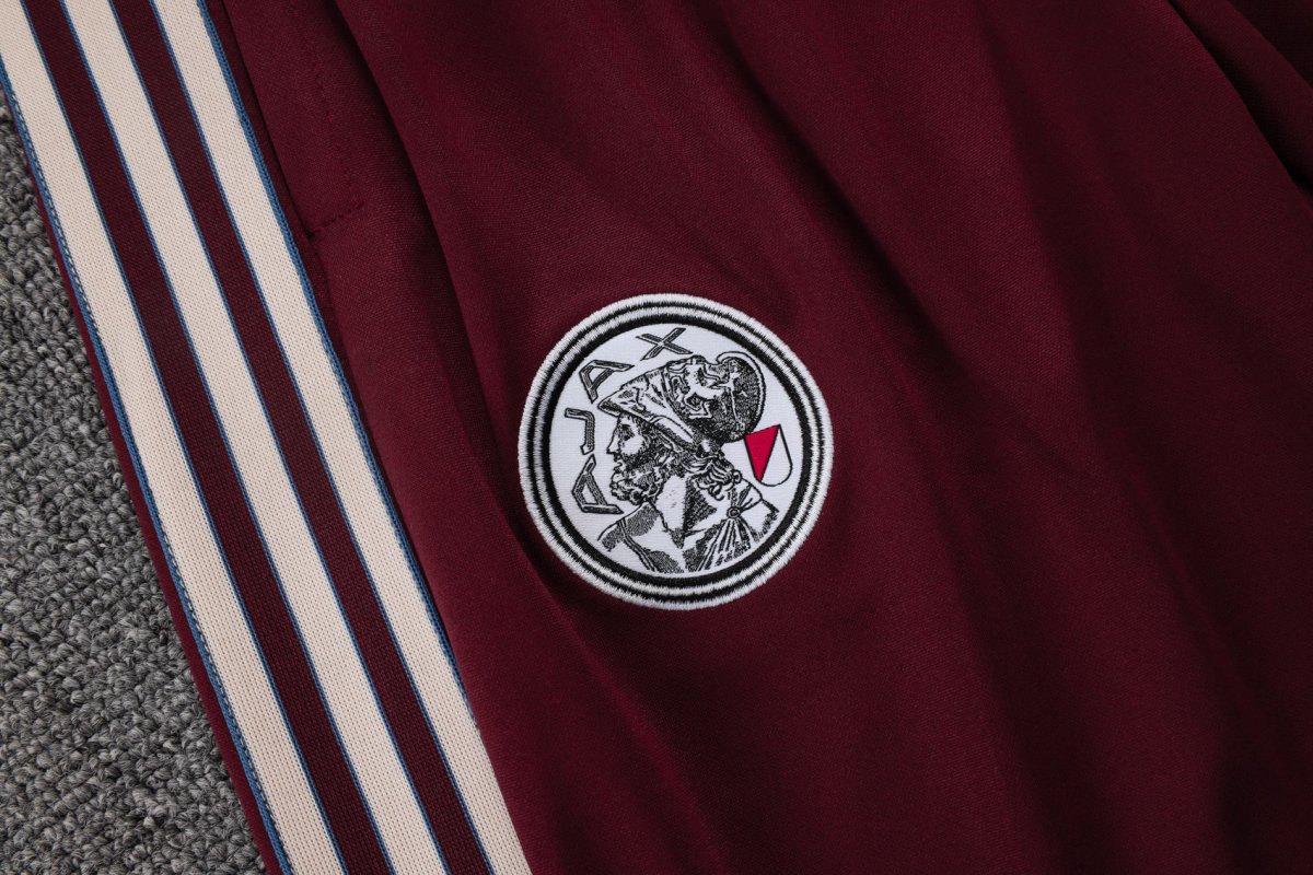 Ajax Retro Tracksuit 2025/26 – Adidas Originals Inspired Full Set - Retro MatchdayRetro MatchdayAjaxLong (+€5)