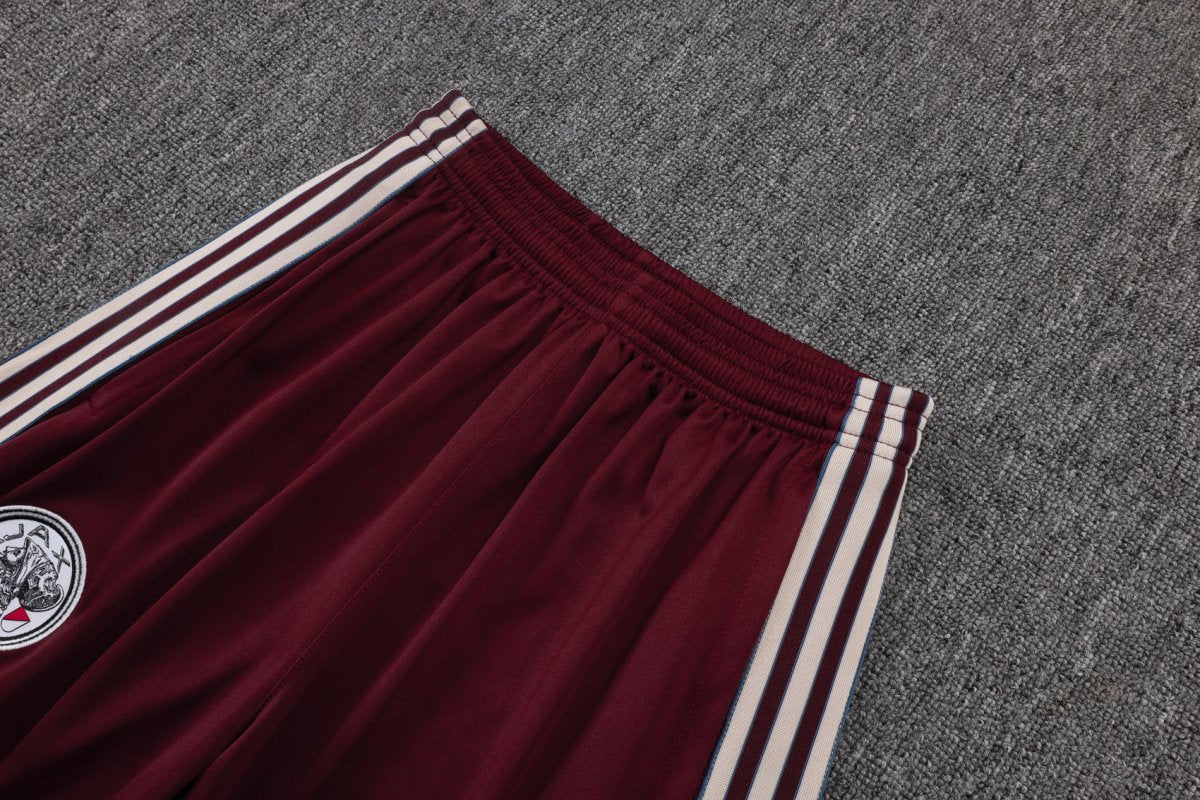 Ajax Retro Tracksuit 2025/26 – Adidas Originals Inspired Full Set - Retro MatchdayRetro MatchdayAjaxLong (+€5)