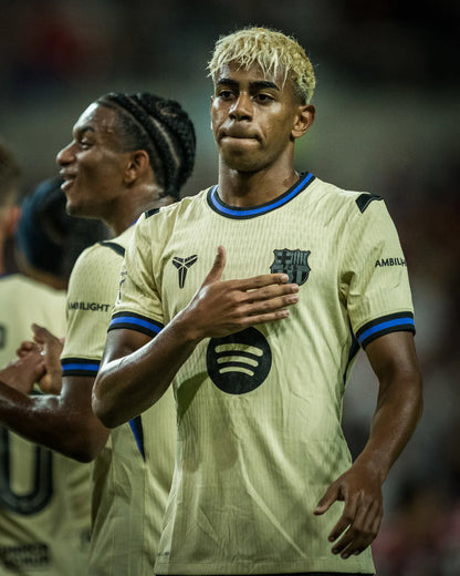 UCL Men's Away Jersey 25/26 – FC Barcelona x Kobe Bryant – Player's Edition