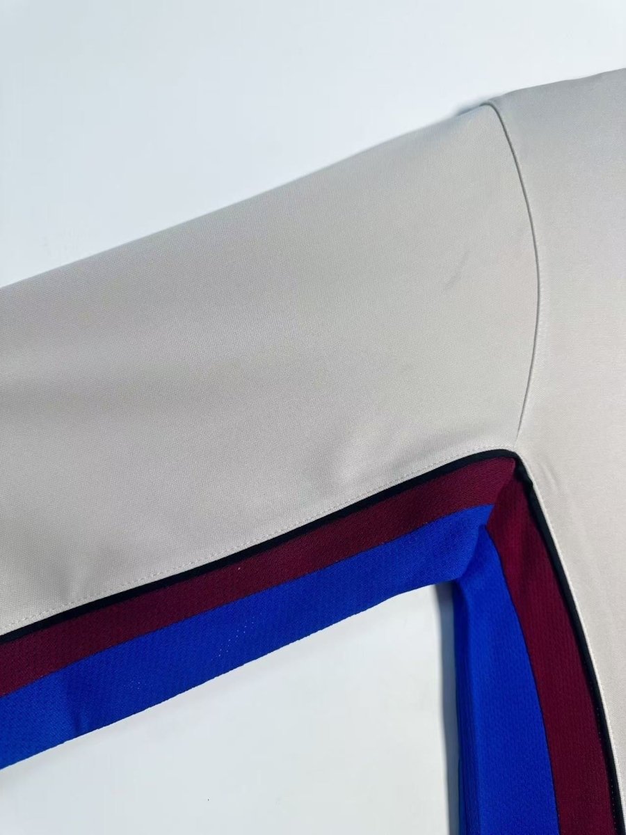 FC Barcelona 1998/99 Away Shirt – Long Sleeve Retro Classic - Retro MatchdayRetro MatchdayBarcelonaXL