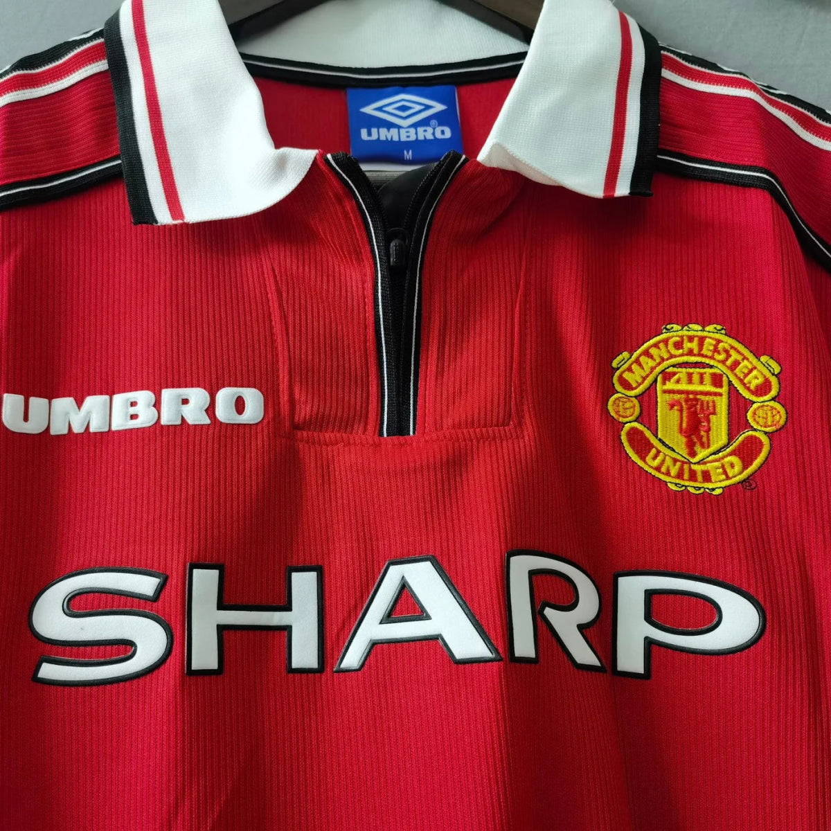 Manchester United 1998/99 Home Shirt – Retro Treble Season (Short & Long Sleeve) - Retro Matchday Manchester United
