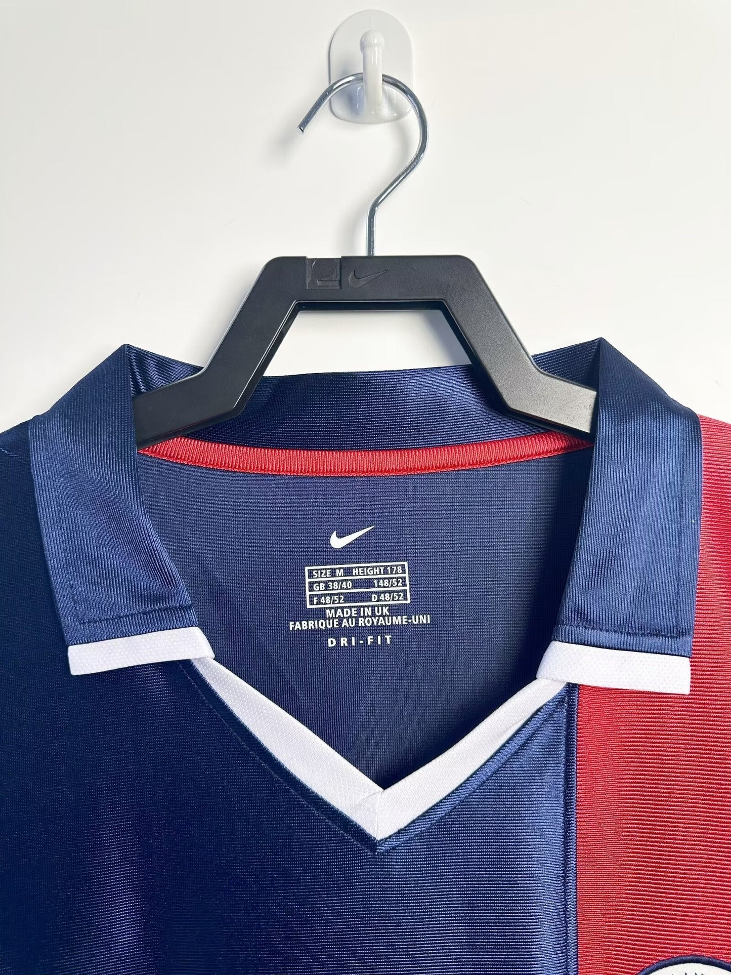 PSG 2001/02 Home Shirt – Long Sleeve (Ronaldinho Era)