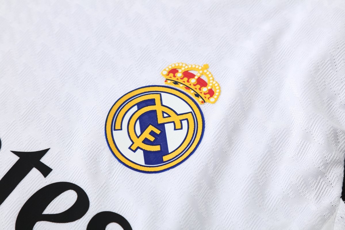 Real Madrid 2025/26 Pre Match Shirt - Retro MatchdayRetro MatchdayReal MadridXL